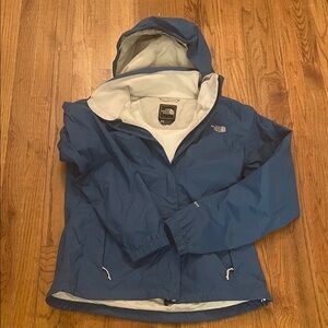 The North Face Women's size large Blue rainJacket